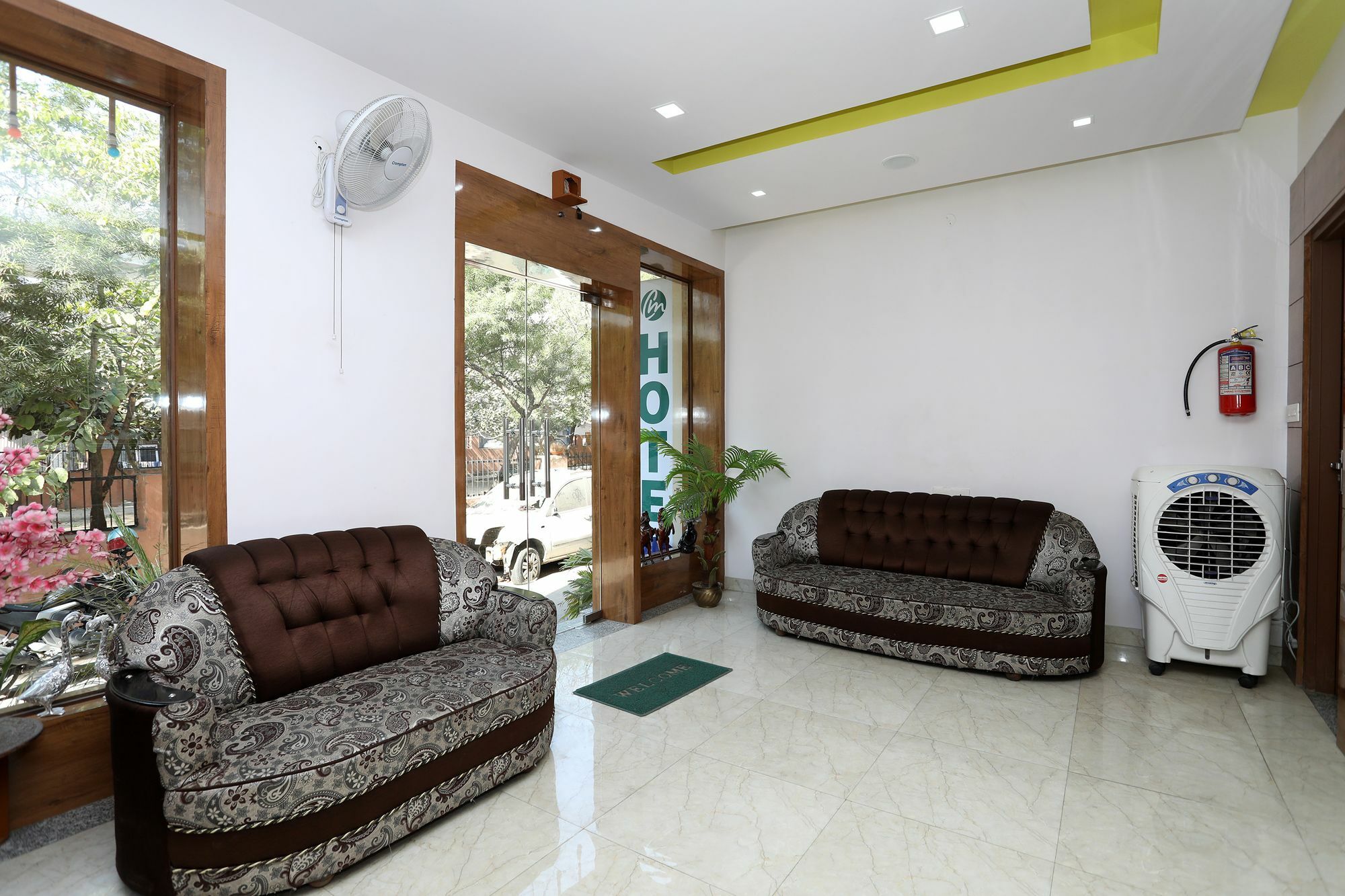 Oyo 10228 Hotel Chandramouli Jaipur Extérieur photo
